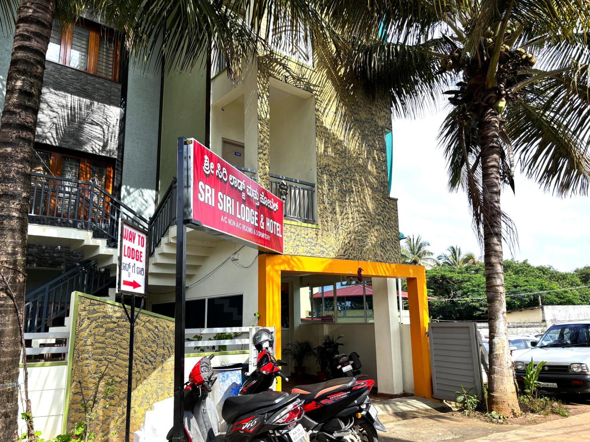 Sri Siri Lodge And Hotel Chikmagalur Bagian luar foto