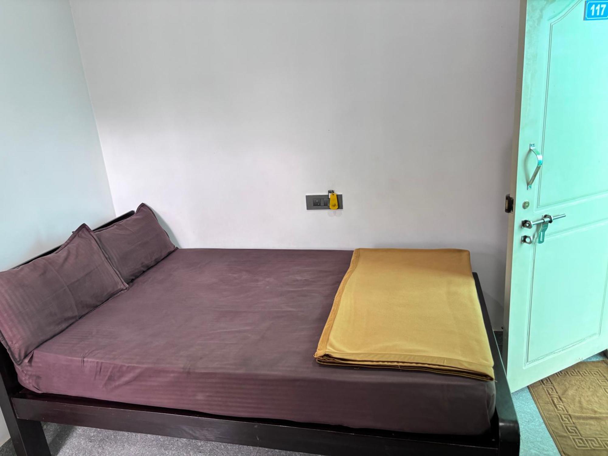 Sri Siri Lodge And Hotel Chikmagalur Bagian luar foto