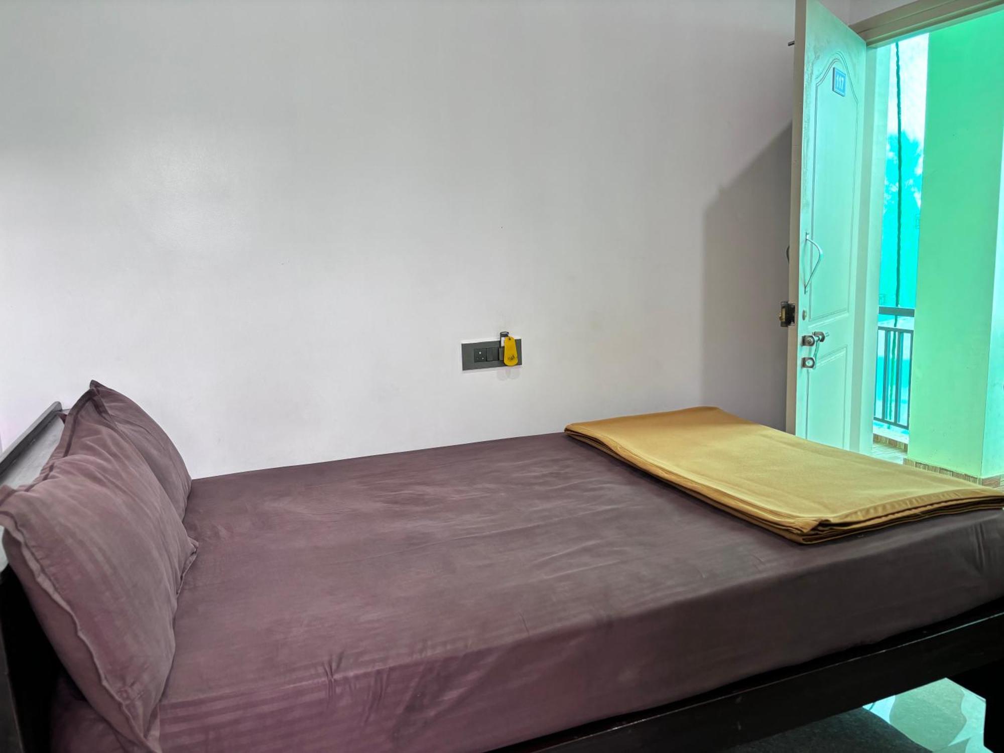 Sri Siri Lodge And Hotel Chikmagalur Bagian luar foto